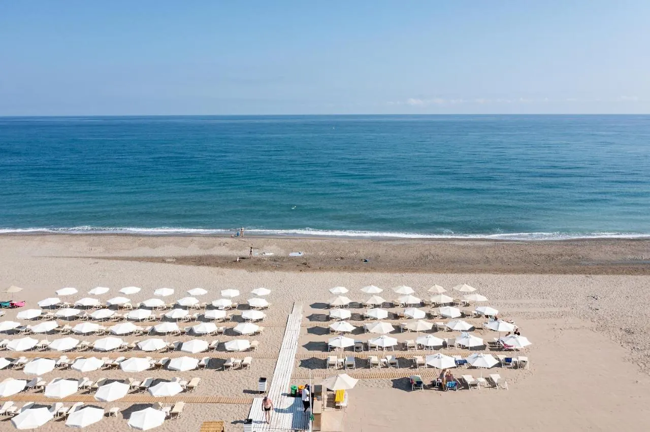 Dimitrios Village Beach Resort Resmo 4*,