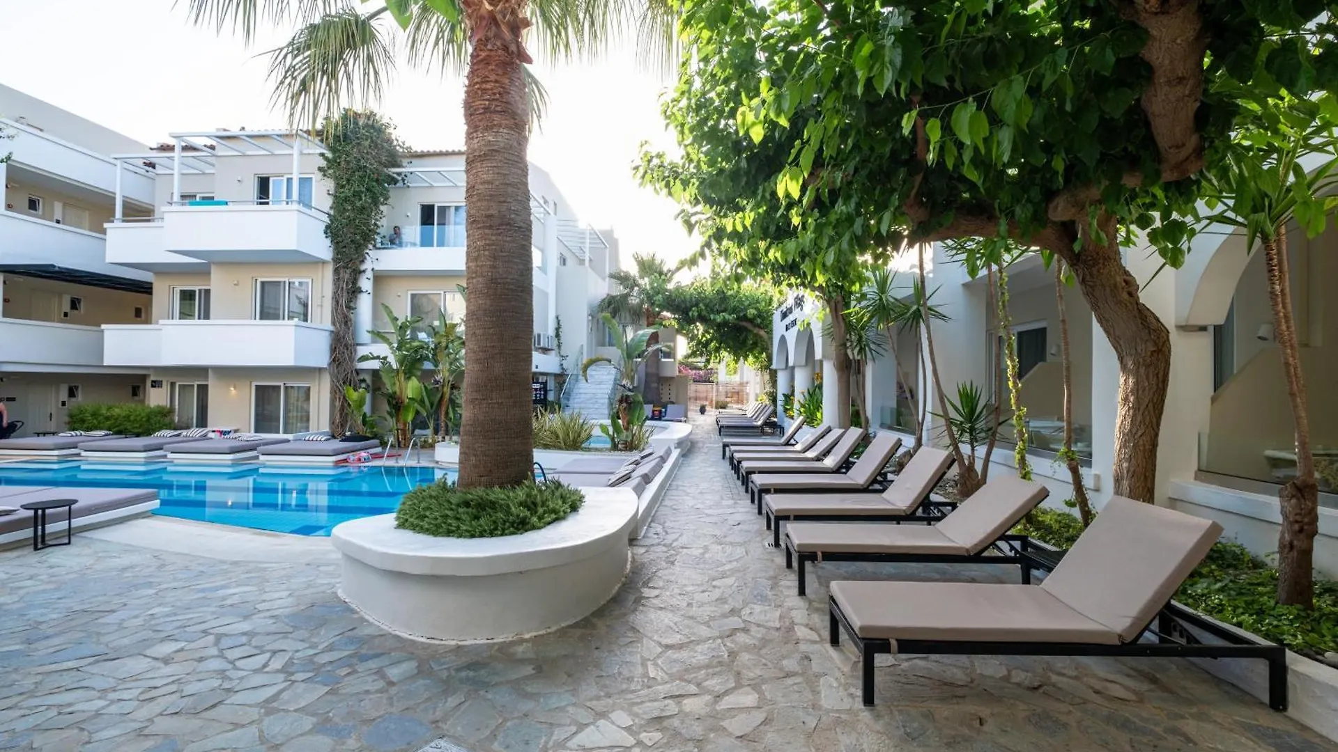 Dimitrios Village Beach Resort Resmo Apart Otel